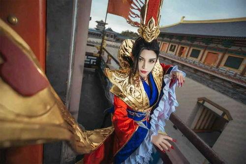 吃瓜cos武则天,武则天的吃瓜日常  第3张