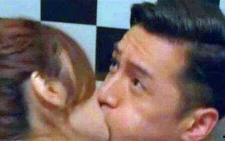 吻吻吃瓜,揭秘娱乐圈甜蜜背后的秘密  第1张