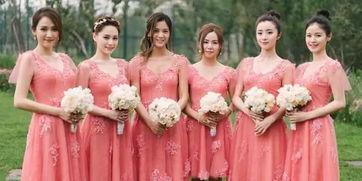 伴娘分母吃瓜  第2张