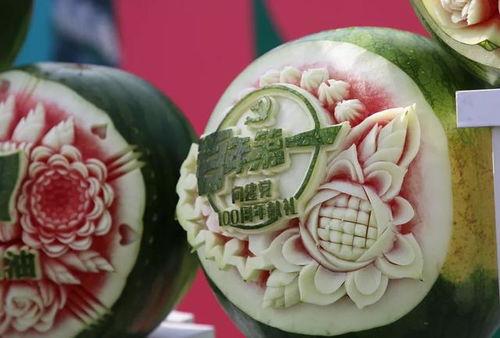 文创街吃瓜,吃瓜群众的欢乐盛宴  第2张